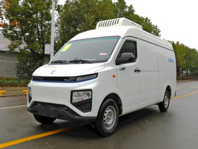 吉利V6EP純電動面包冷藏車